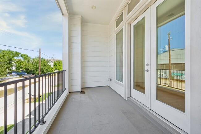 Photo - 4621 Maxie St