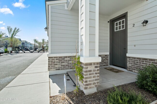 Photo - 2601 N 27th St