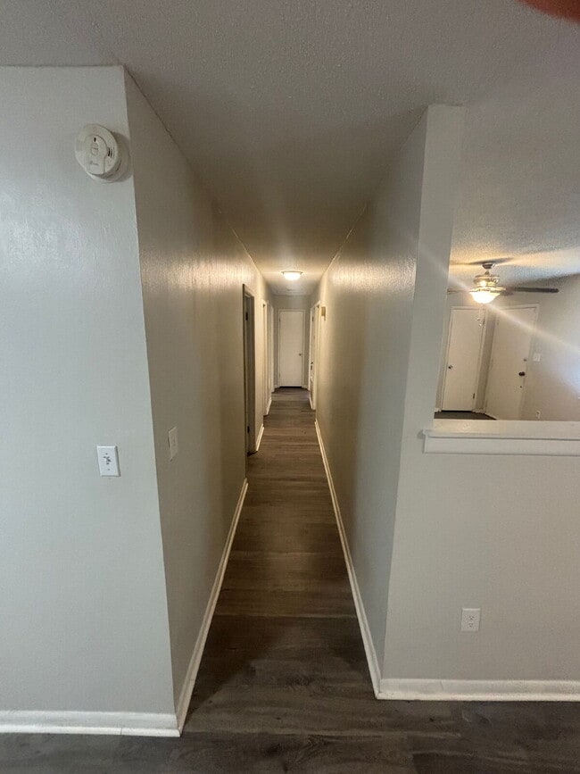 Photo - Spacious 3 Bedroom/2 Bath House! Great Location!