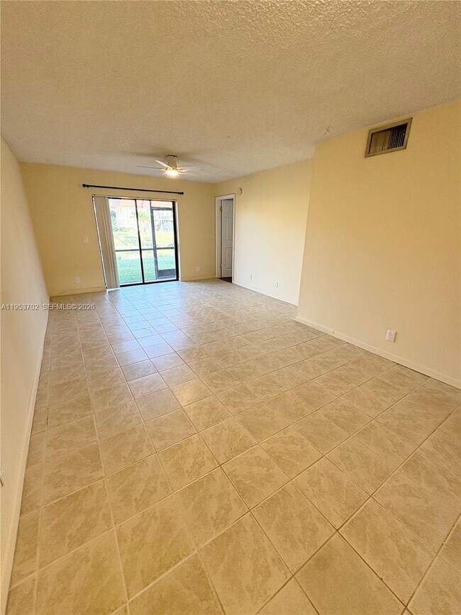 Photo - 21905 Lake Forest Cir Unit 104