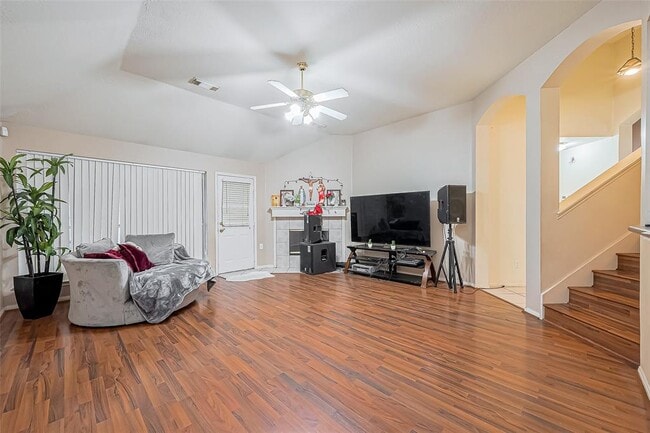 Building Photo - 10323 Emerald Pine Dr Rental