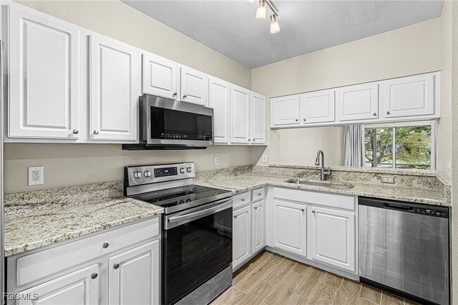 Photo - 10094 Poppy Hill Dr