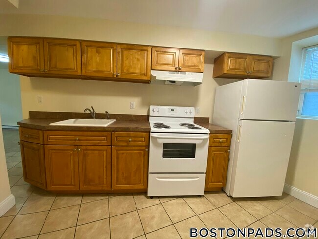 Building Photo - 895 Huntington Ave Rental