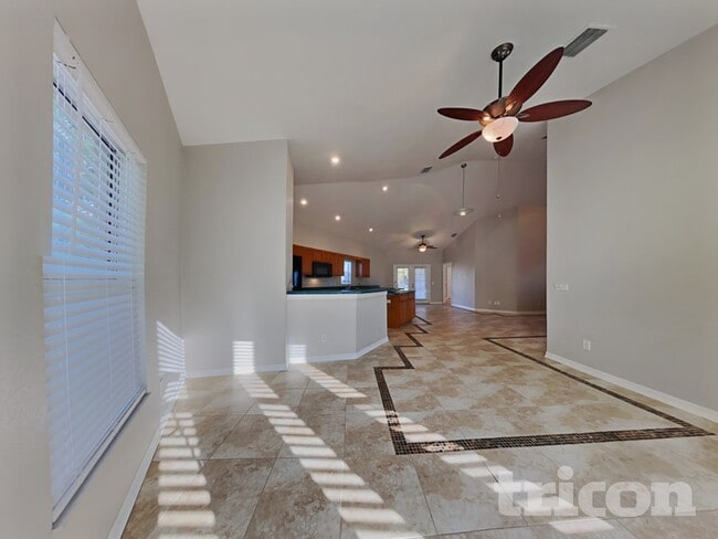 Photo - 229 Lookout Dr