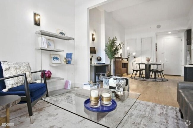 Building Photo - 1 bedroom in Long Island City NY 11101 Unit 605 Rental