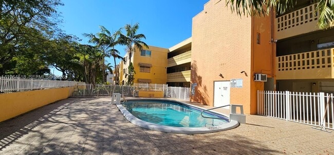 Photo - 1851 NE 168th St Unit C11