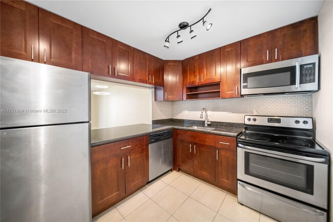 Photo - 16710 NE 9th Ave Condo Unit 505