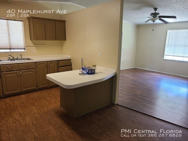 Photo - 40 Maplehurst Ave