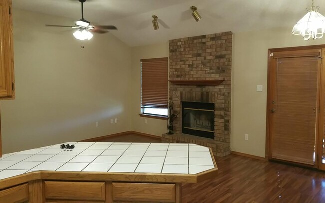 Photo - 116 Wilmington Cir