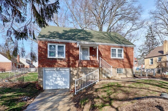 Photo - 8601 Belhaven Dr