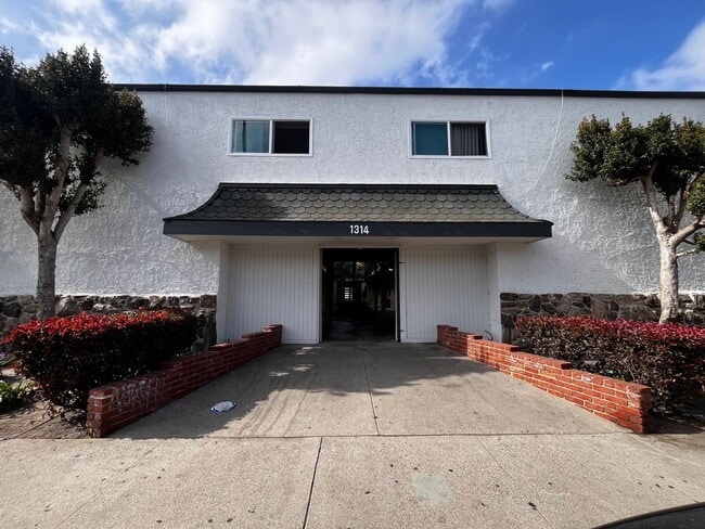 Photo - 1314 Edgewood Way