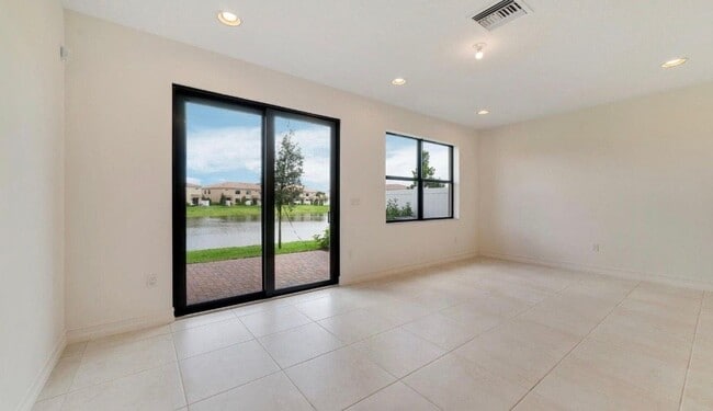 Photo - 9952 Brickhill Dr