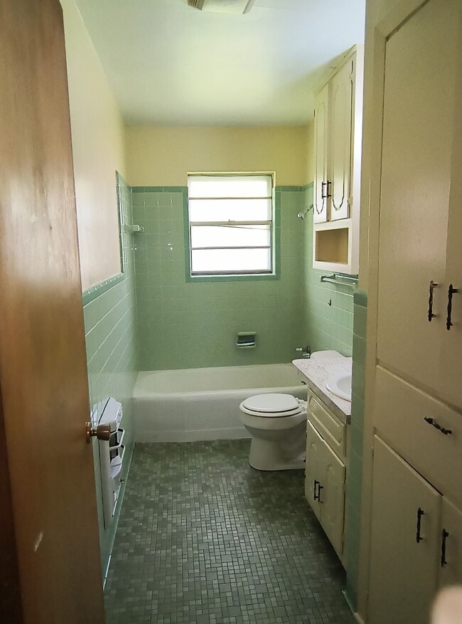 Photo - 1509 Belmoor Ave