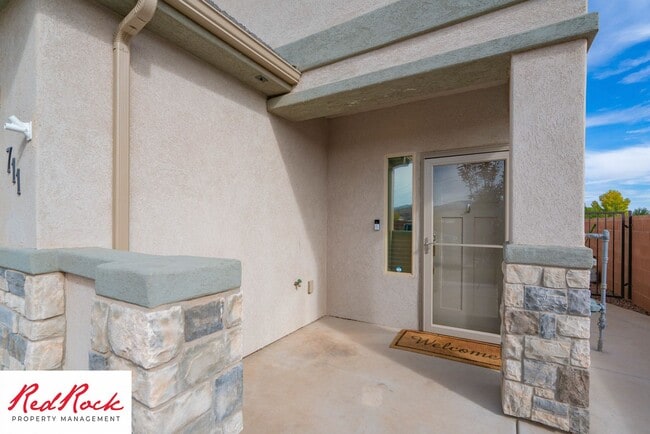 Photo - 711 S Malorie Wy