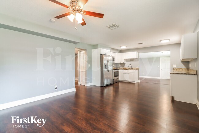 Photo - 4722 W Wyoming Ave