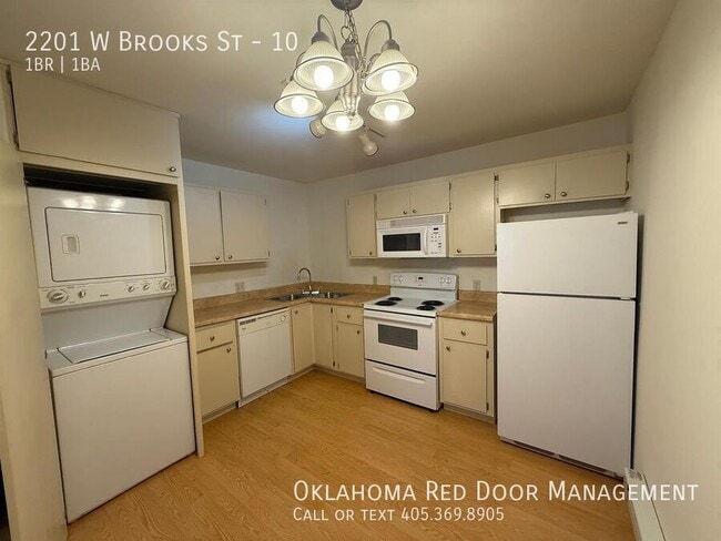 Photo - 2201 W Brooks St Unit 10