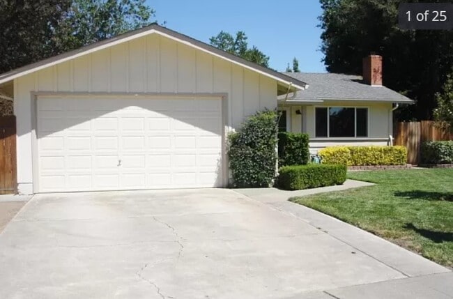 Building Photo - 4608 Mark Twain Pl