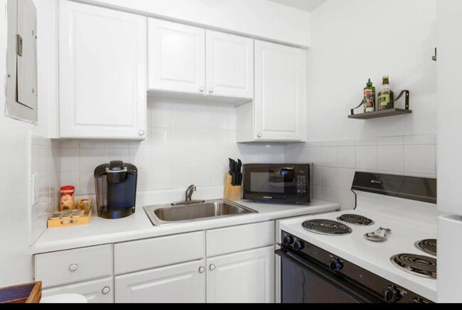 Photo - 820 NE 16th Ave Unidad 7