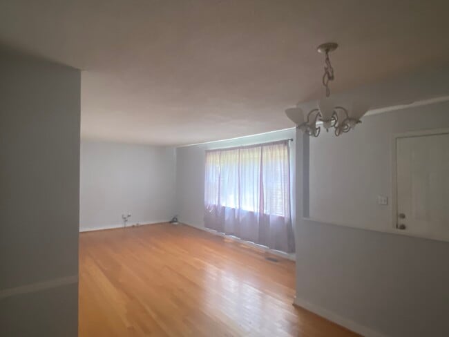 Photo - 5820 7th Ave S