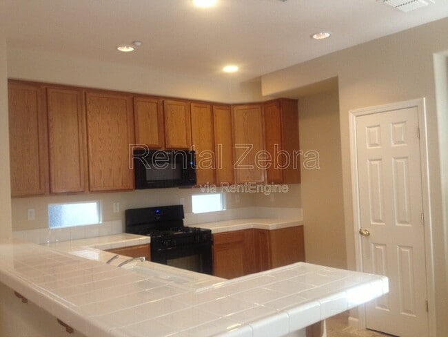 Photo - 103 Pelican St