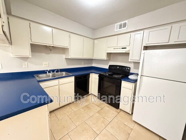 Photo - 3417 King Bradford Dr