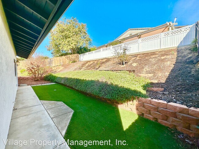 Photo - 1 br, 1 bath House - 3676 Oak Cliff Drive ...