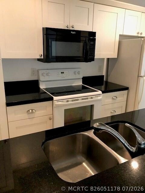 Building Photo - 8371 Royal Palm Blvd Unit 203