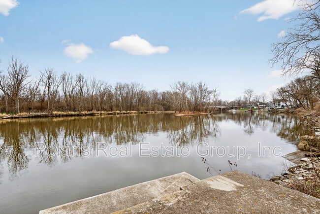 Photo - 2222 E 75th St