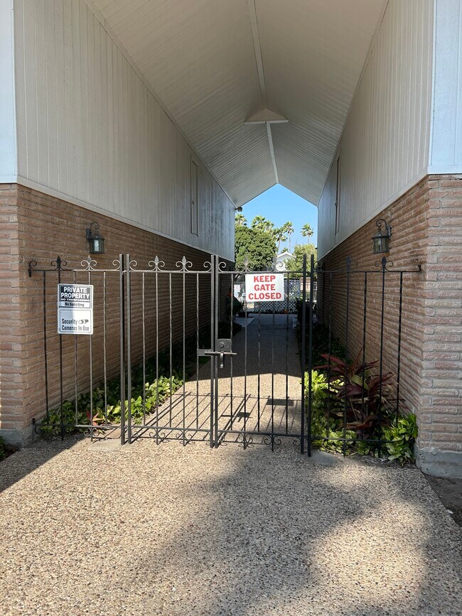 Photo - 700 W Fern Ave Unit 22