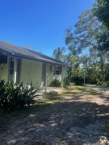 Building Photo - 37919 Tlc Ln Unit D Rental