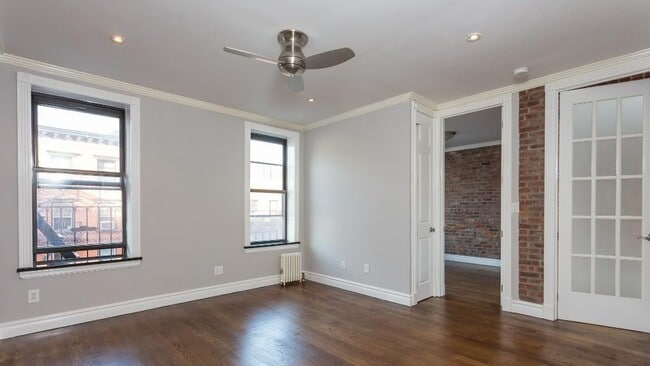 Photo - 340 E 18th St Unit 3B
