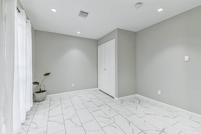 Photo - 6853 Chasewood Dr