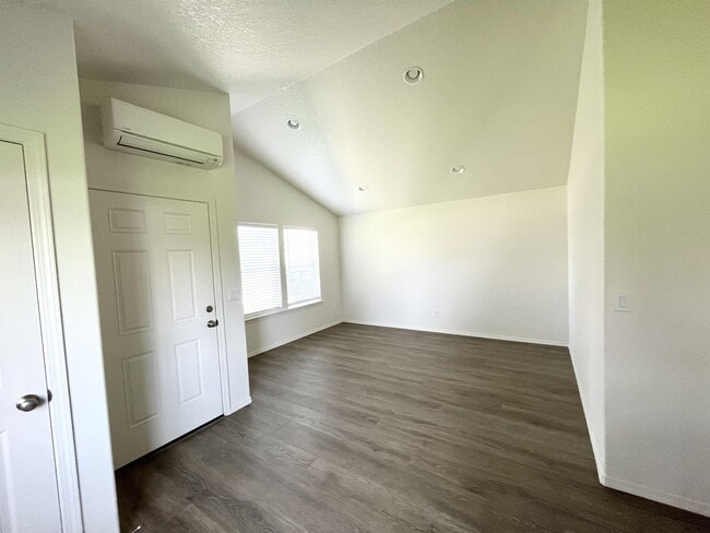 Photo - 3544 Hickory Ave