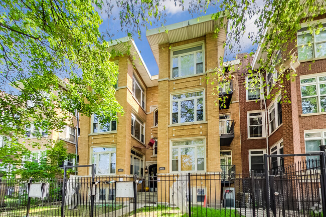 Building Photo - 4821 N Sawyer Ave Unit 3 Rental