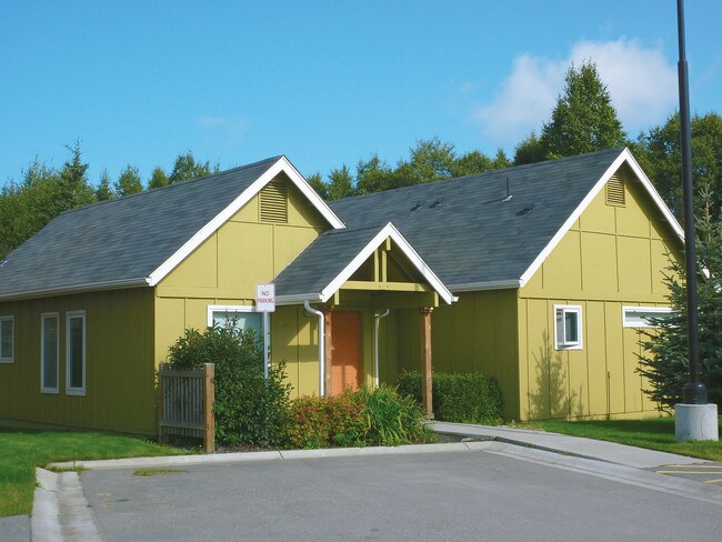 Photo - Strawberry Village Apartments