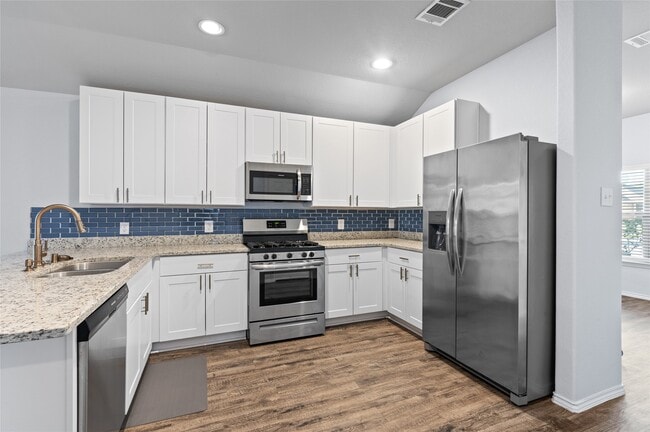 Photo - 2024 Cedar Tree Ct