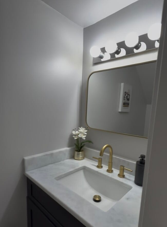 Photo - 100 Winchester Dr