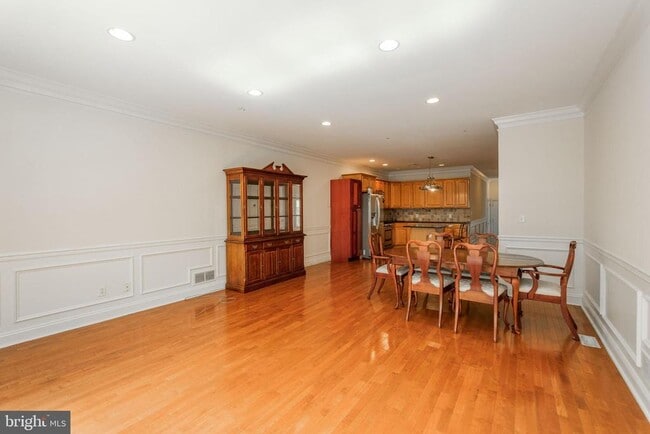 Photo - 2236 Christian St