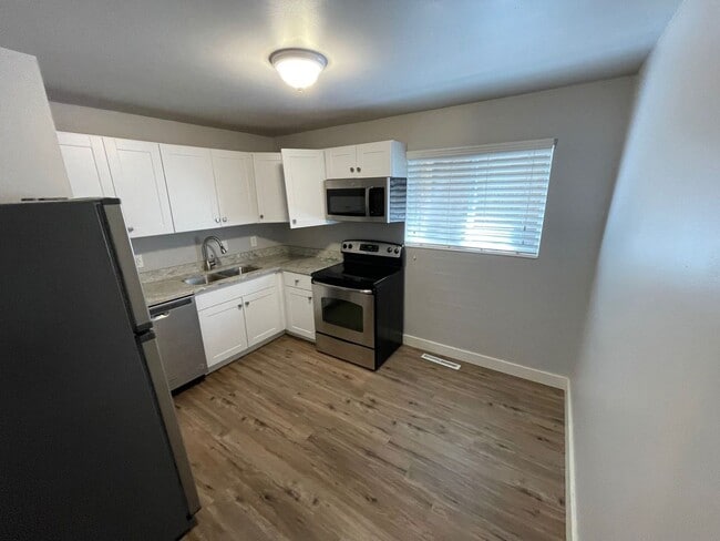 Photo - 1168 E 600 S Unit F