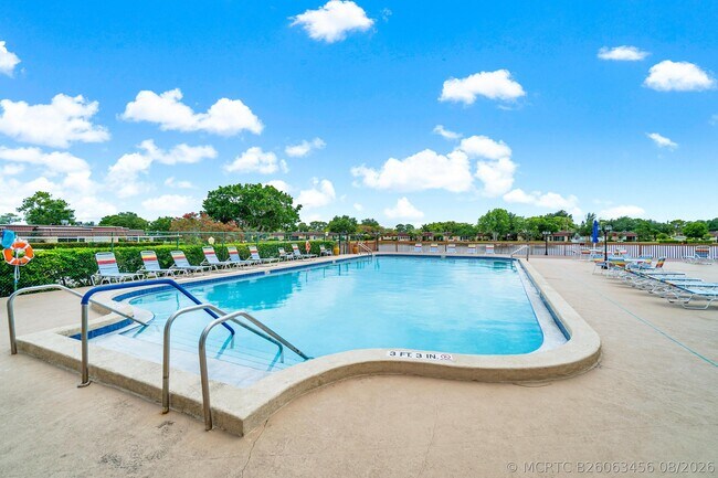 687 Marlboro Oval Unit A
