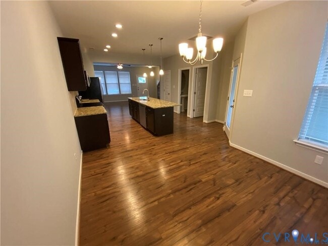 8040 Rutland Village Dr