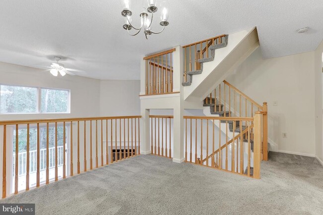 Photo - 140 S Barrow Pl
