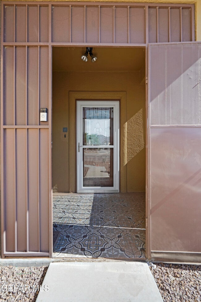 Photo - 11106 Whitehall Dr