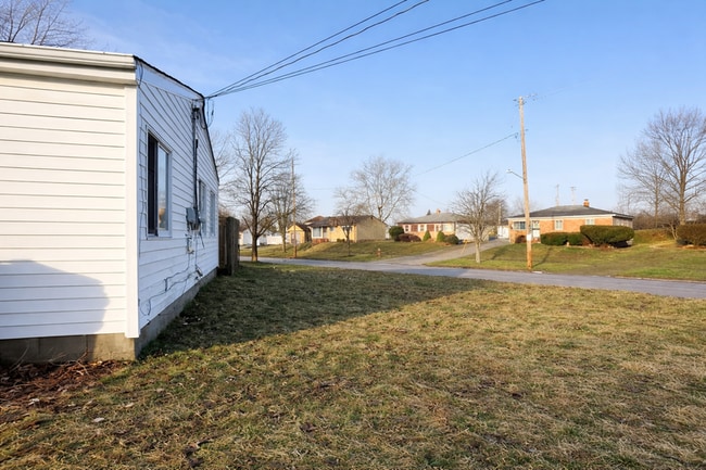 Photo - 4300 E 175th St