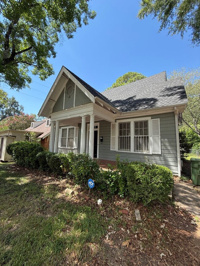 Photo - 1154 S Lawrence St