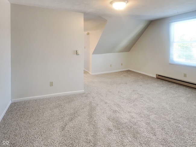 Photo - 4 W Main St Casa