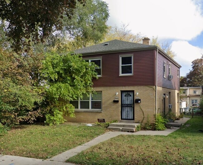 Building Photo - 5232 N 49th St Unit 5234