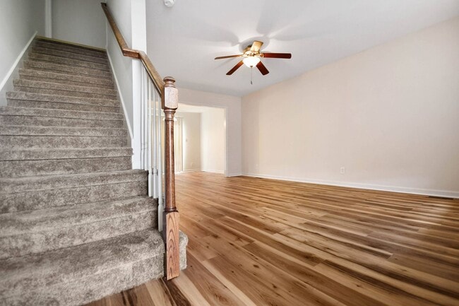 Photo - Pet Friendly Three Bedroom!