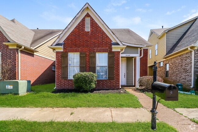 Building Photo - 10203 Sterling Ridge Dr Rental