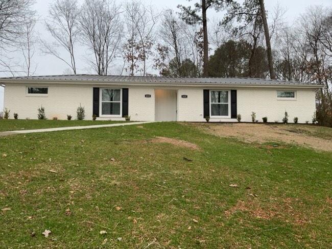 Building Photo - 625 Rivermont Rd Rental